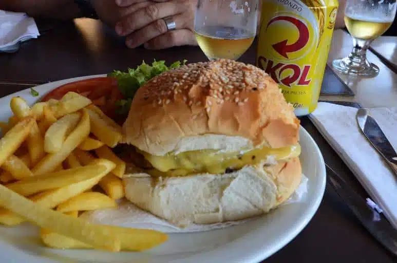 fast food burger french.jpg
